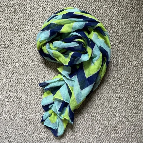 Mossimo Chevron Scarf - Picture 2 of 6